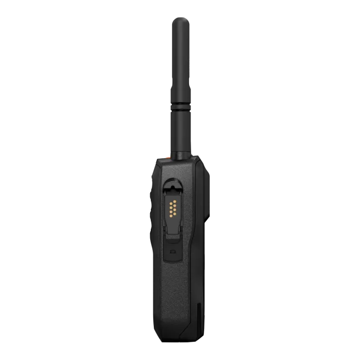 Motorola MOTOTRBO R5 Portable Two-Way Radio - Image 4